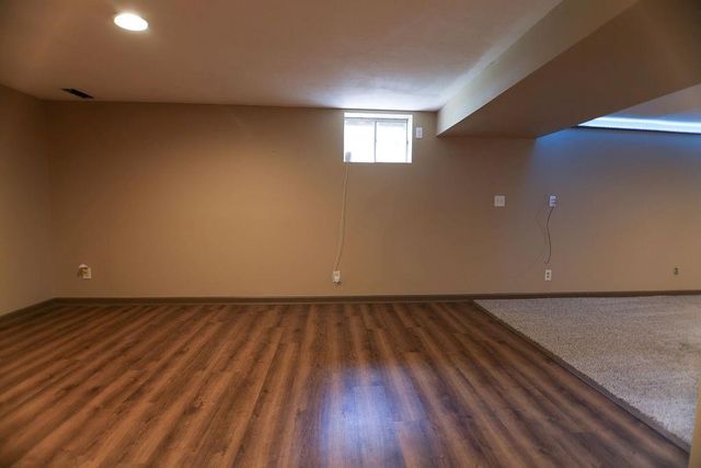 14319 W 80th Street, Lenexa, KS 66215
