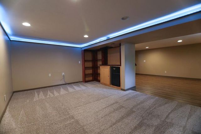 14319 W 80th Street, Lenexa, KS 66215
