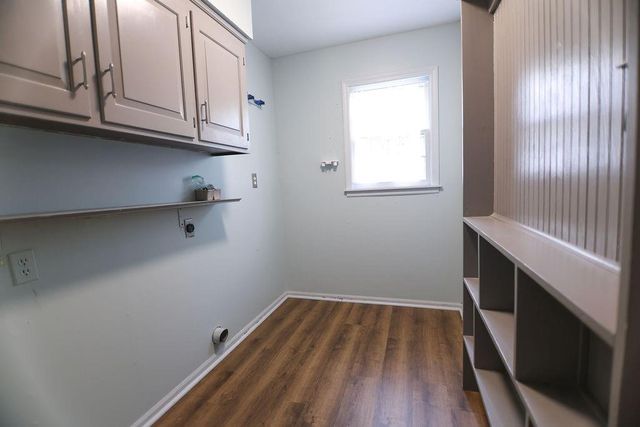 14319 W 80th Street, Lenexa, KS 66215