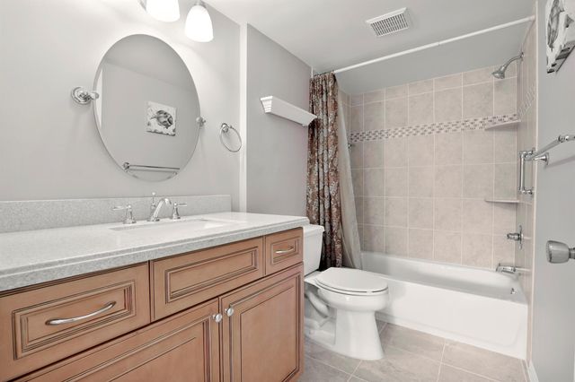 771 SW South River Drive 102, Stuart, FL 34997