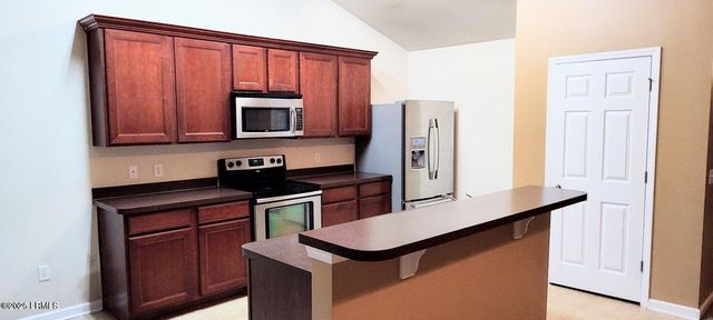 17 Harbison Place, Beaufort, SC 29906