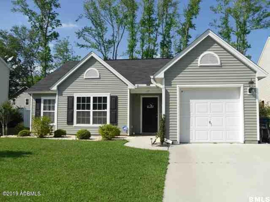 17 Harbison Place, Beaufort, SC 29906