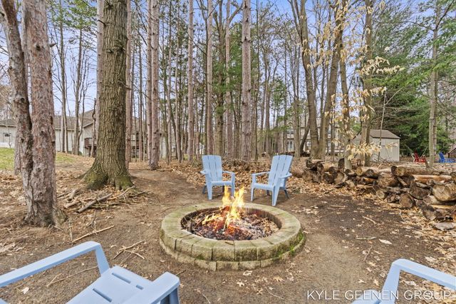 14717 Foxboro Court, Holland, MI 49424