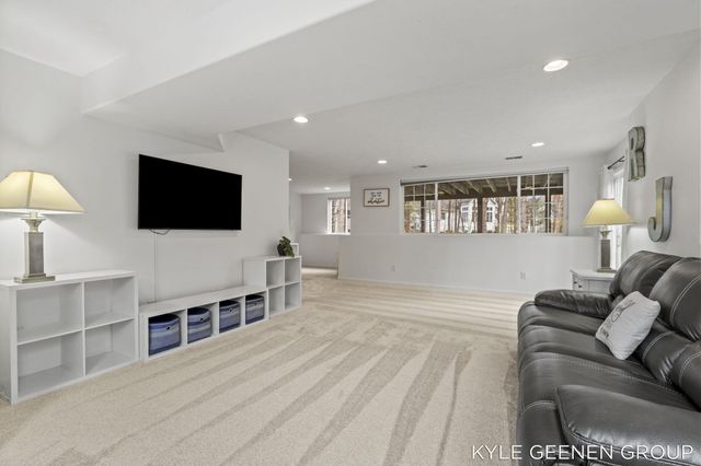 14717 Foxboro Court, Holland, MI 49424