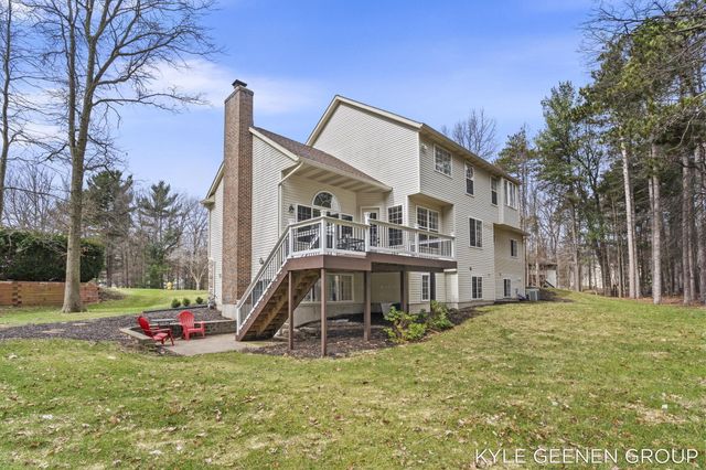 14717 Foxboro Court, Holland, MI 49424