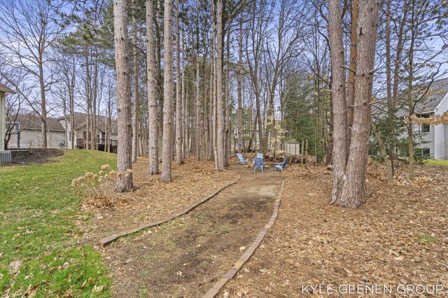 14717 Foxboro Court, Holland, MI 49424