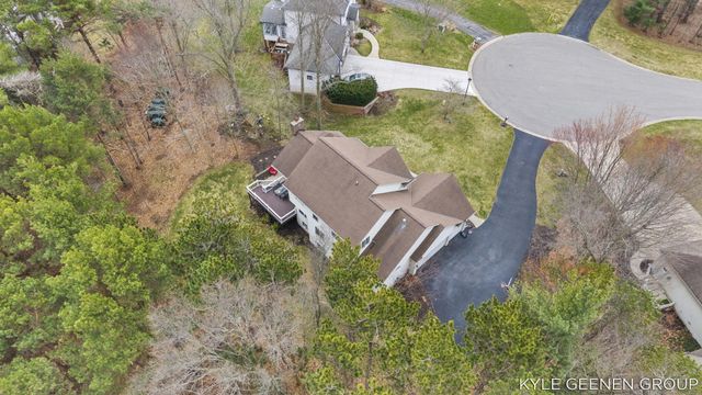 14717 Foxboro Court, Holland, MI 49424