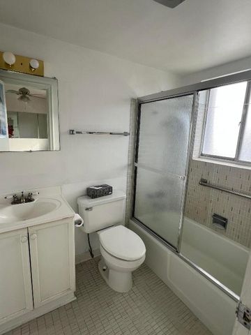 2840 Cynthia Lane 207, Lake Worth Beach, FL 33461