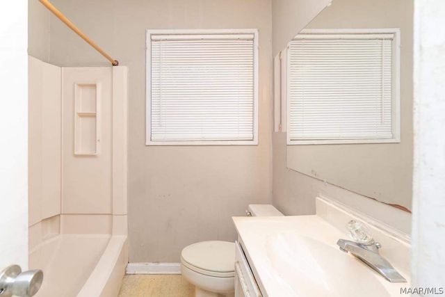 208 GREENRIDGE Road, Montgomery, AL 36109