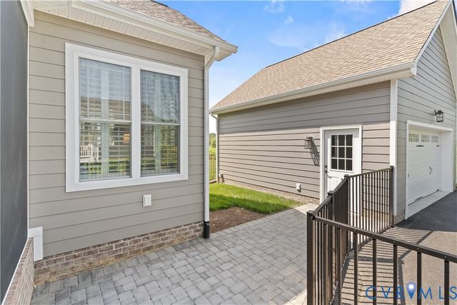 109 Axton Ln, Ashland, VA 23005