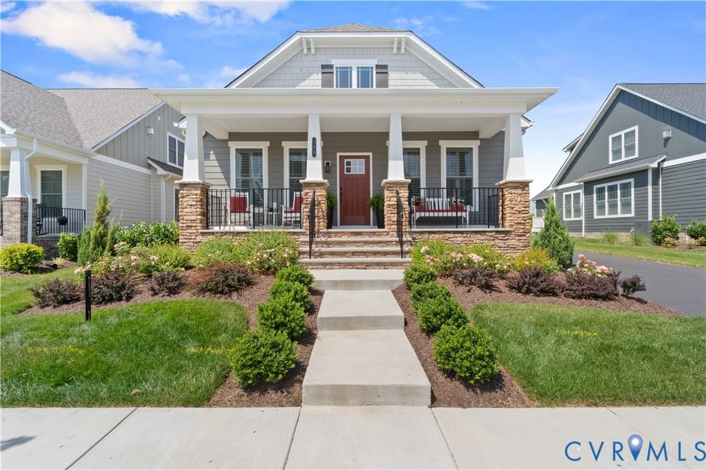 109 Axton Ln, Ashland, VA 23005