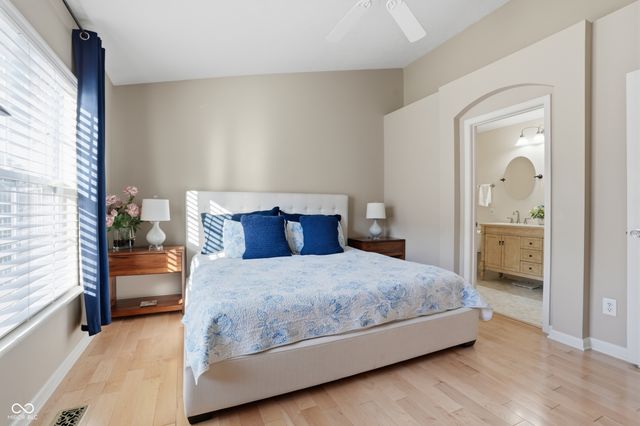 124 9th Street NW, Carmel, IN 46032