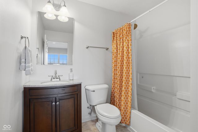 124 9th Street NW, Carmel, IN 46032