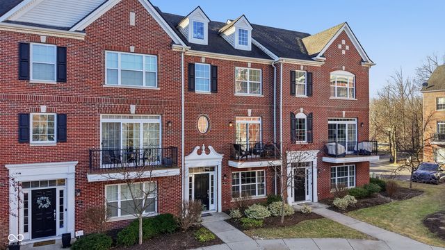 124 9th Street NW, Carmel, IN 46032