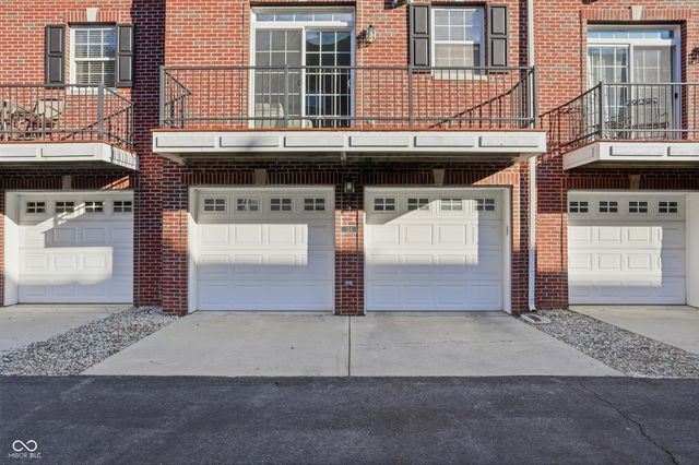 124 9th Street NW, Carmel, IN 46032