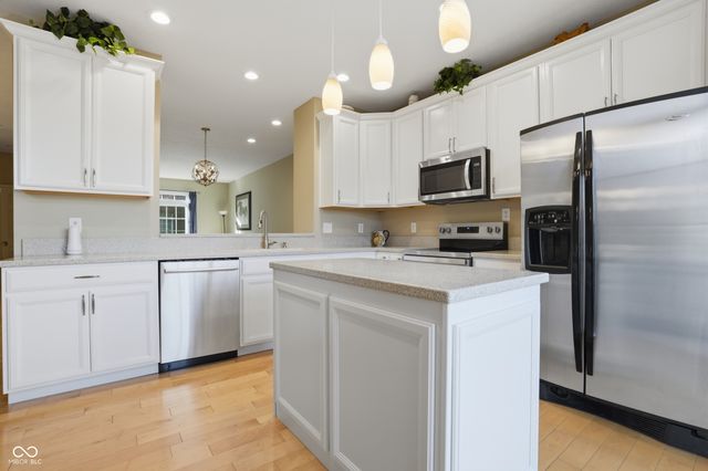 124 9th Street NW, Carmel, IN 46032