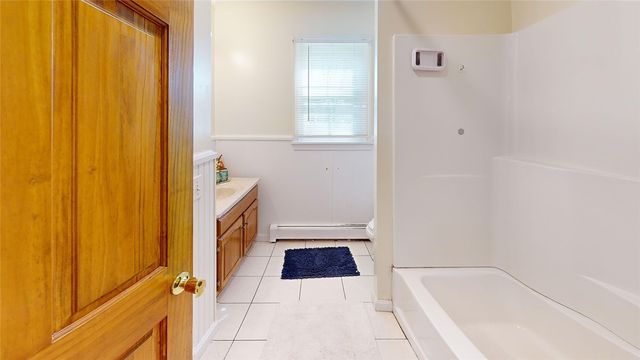 68 Leaf Street, West Warwick, RI 02893