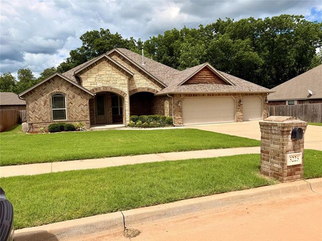 3223 Wood Valley Road, Norman, OK 73071