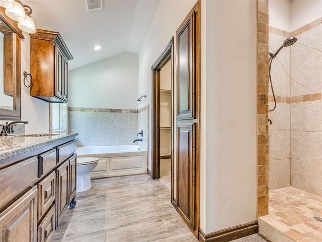 3223 Wood Valley Road, Norman, OK 73071