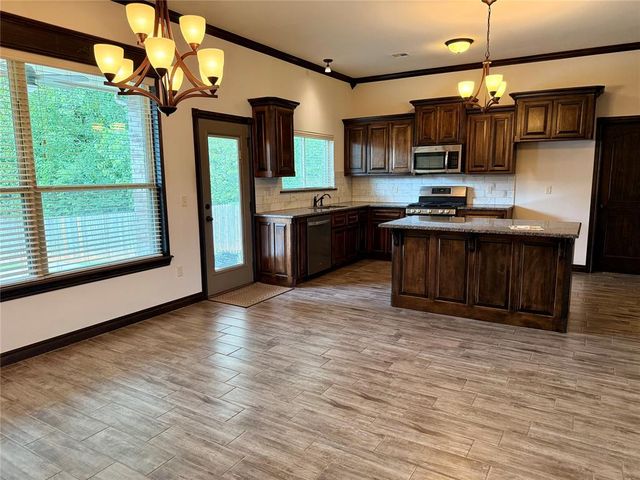 3223 Wood Valley Road, Norman, OK 73071
