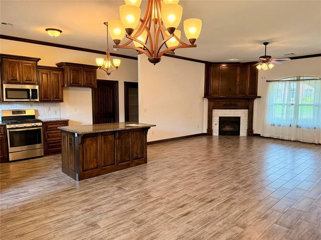 3223 Wood Valley Road, Norman, OK 73071