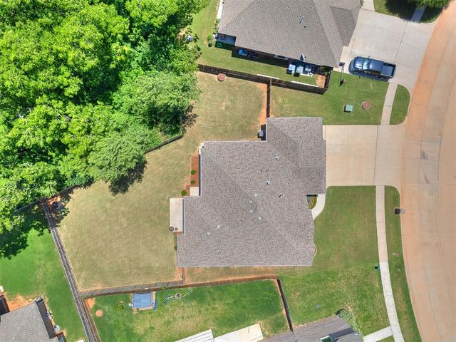 3223 Wood Valley Road, Norman, OK 73071