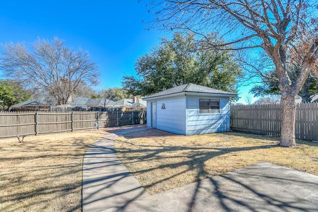 3438 Walnut Hill Drive, San Angelo, TX 76904