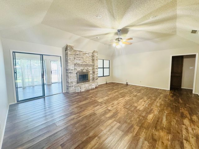 3438 Walnut Hill Drive, San Angelo, TX 76904