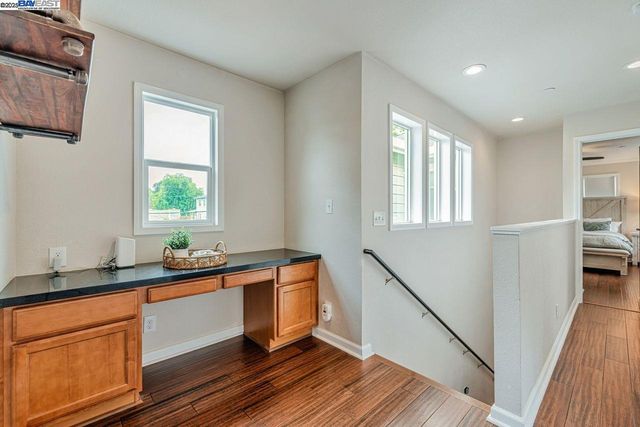 1115 Vine Ave, Martinez, CA 94553