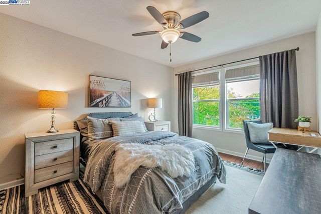 1115 Vine Ave, Martinez, CA 94553