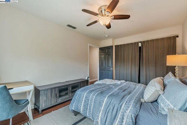 1115 Vine Ave, Martinez, CA 94553