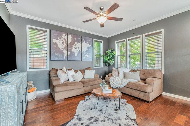 1115 Vine Ave, Martinez, CA 94553