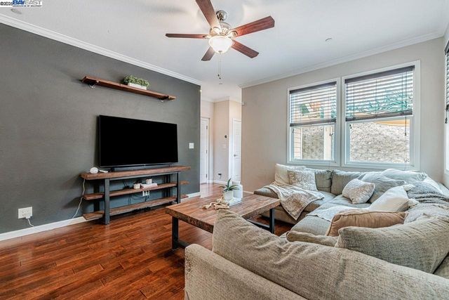 1115 Vine Ave, Martinez, CA 94553