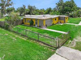 825 COOK ROAD, Mulberry, FL 33860