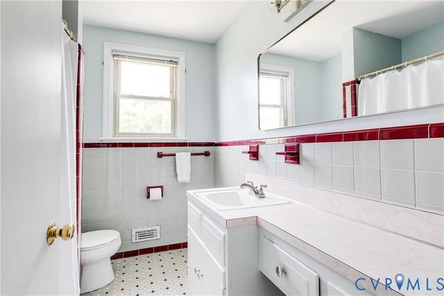 10144 Garfield Rd, Richmond, VA 23235
