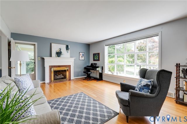 10144 Garfield Rd, Richmond, VA 23235