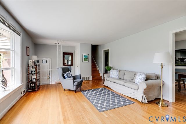 10144 Garfield Rd, Richmond, VA 23235