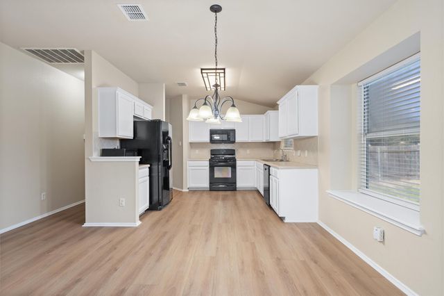 1113 Tudor House RD, Pflugerville, TX 78660