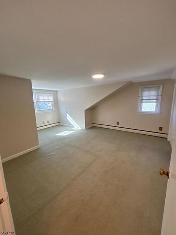 866 Madison Ave, Rahway City, NJ 07065