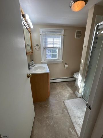 866 Madison Ave, Rahway City, NJ 07065