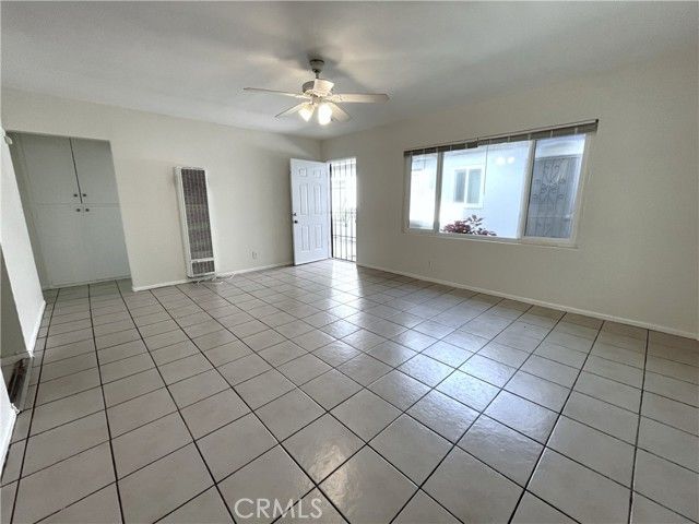 6959 N Atlantic Pl, Long Beach, CA 90805