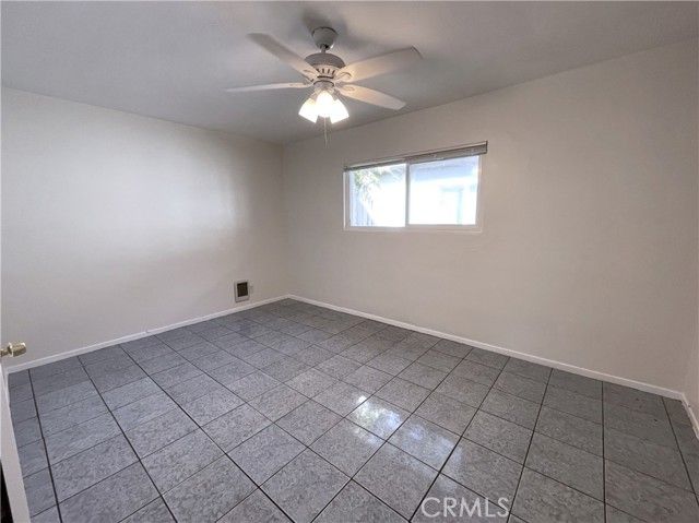 6959 N Atlantic Pl, Long Beach, CA 90805