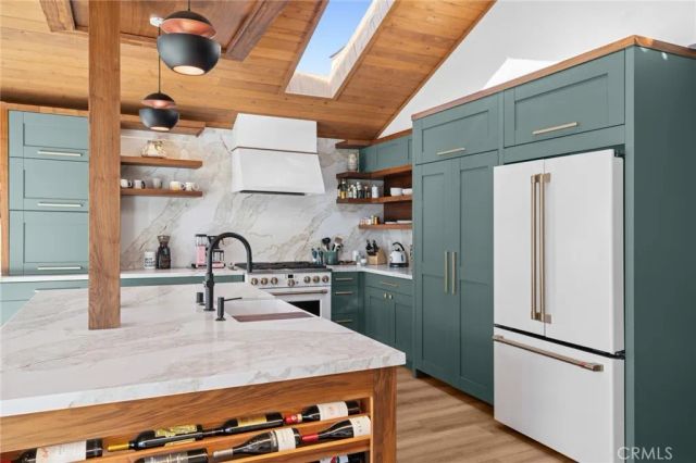 33121 Mesa Vista Drive, Dana Point, CA 92629