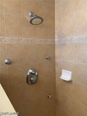3910 Jasmine Lake CIR, Naples, FL 34119