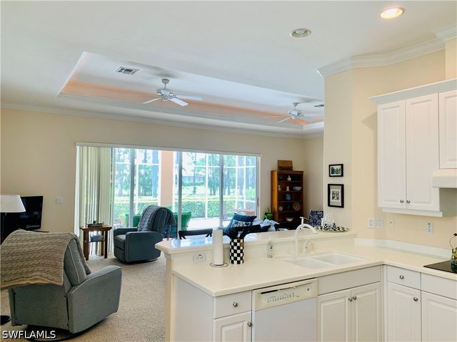 3910 Jasmine Lake CIR, Naples, FL 34119