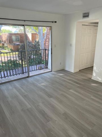 2060 SW 90th Ave A-18, Davie, FL 33324