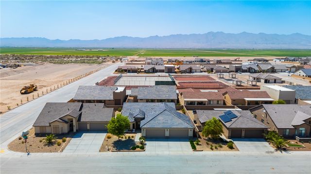 6111 S Comstock Avenue, Fort Mohave, AZ 86426