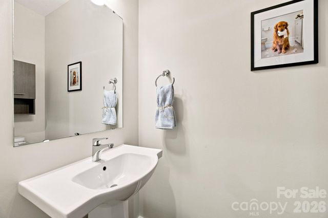 2860 Youngblood Street, Charlotte, NC 28203