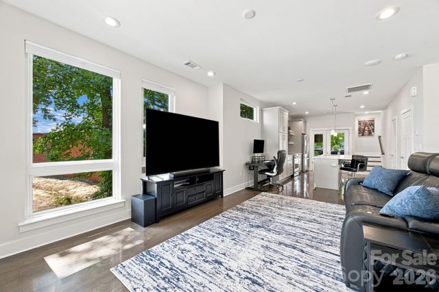 2860 Youngblood Street, Charlotte, NC 28203