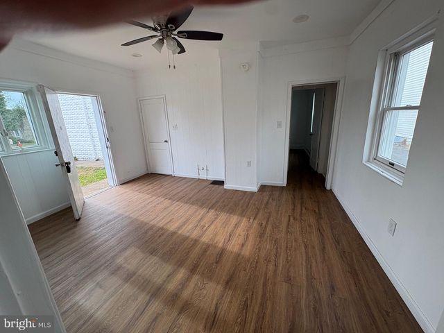 2713 HAMMONDS FERRY, Halethorpe, MD 21227